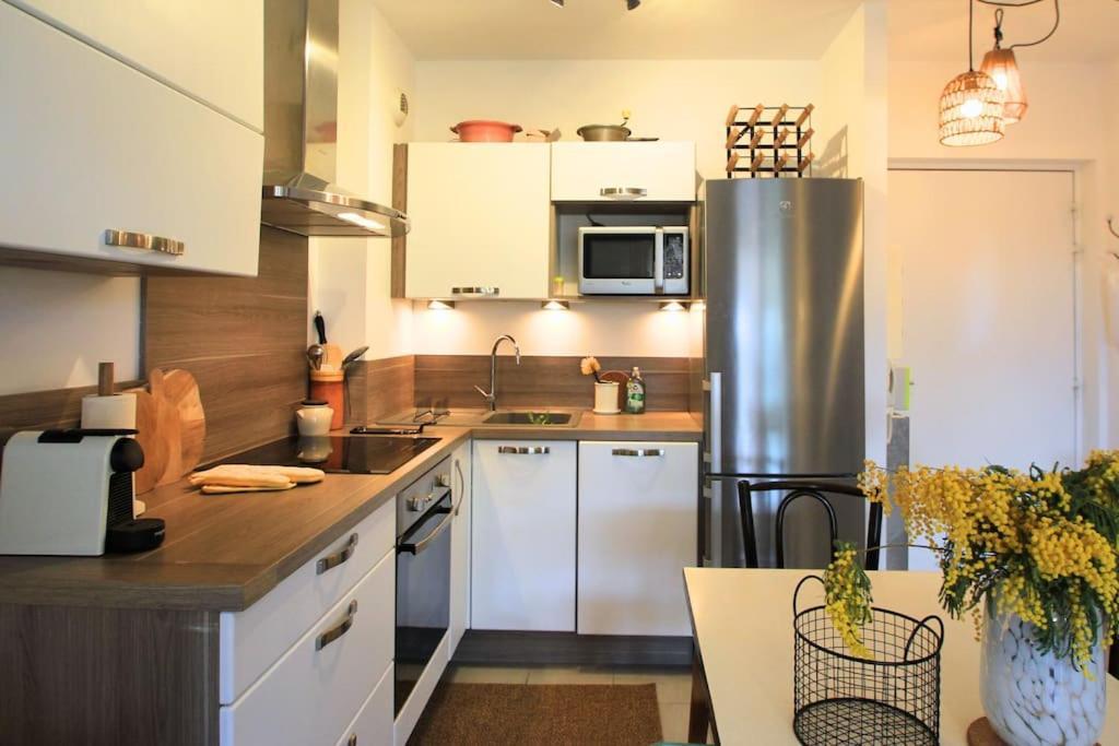 Cosy Appartement Entre Vignes Et Garrigue Avec Piscine Péret Exterior foto